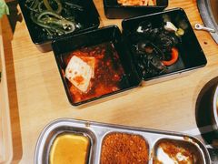 -青瓦炭韩潮烤肉(花园道店)