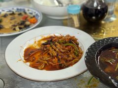 -天天向上素食餐厅(五台山店)