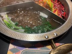 -廖掌柜·重庆鲜货火锅(上海首店)