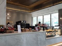 -星巴克臻选(深圳龙华红山天虹店)
