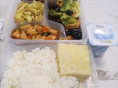 -宏姐串串香(宏伟路店)