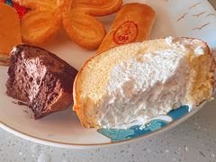 王炸·瑞士卷2.0-红花点心局(护国寺店)