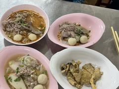 -榮泰米粉湯(Left Shop)