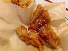 -必胜客(尹山湖歌林公园店)