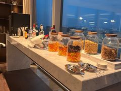 -深圳国际会展中心希尔顿酒店(前海华发冰雪世界店)