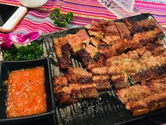 -香巴拉云南餐厅(华莱坞店)