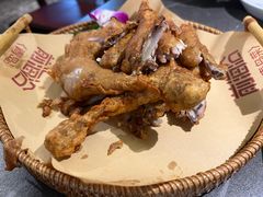 -前海沿·青岛菜(大拇指广场石老人店)