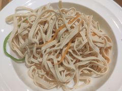 尖椒干豆腐-天怡興·百年蒸饺(中心书城店)