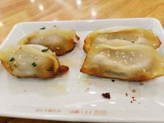 牛肉鍋貼-小姜锅贴(凤凰街店)