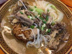 烤鸭米线-老陶包子铺(南大西南村店)
