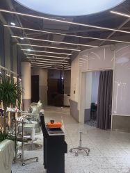 -PE SALON 