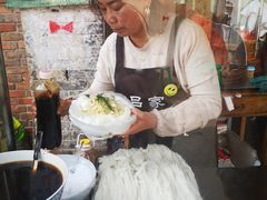 -吕家米皮