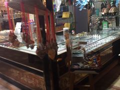 -亚龙湾亚泰商业街