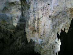 -巴马水晶宫