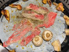 -犇放和牛烤肉·烤榴莲自助(苏宁城市奥莱店)
