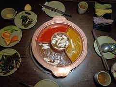 -滇釜火锅·能喝汤的火锅(车公庄店)