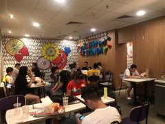 大堂-麦当劳(宝山大厦店)