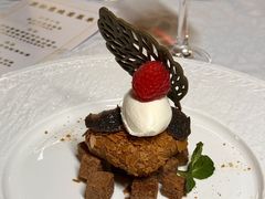 -青岛香格里拉·鱼跃地中海西餐厅