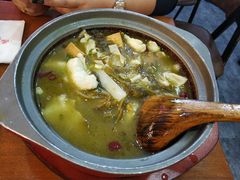 -周鱼小馆石锅酸菜鱼(活力汇店)