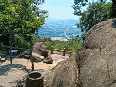-灵岩山风景区
