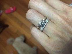 -威德钻石-克拉钻大本营(南京东路店)