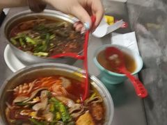 -铁锅哥米线