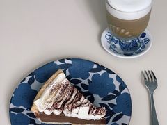 -Pie Bird(新闸路店)