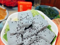 -渝大龙重庆火锅(温泉月亮湾店)