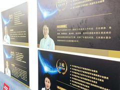 -大连何氏眼科医院