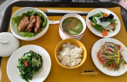 -月之旅·尊 高端月子会所(科馨别墅一店)