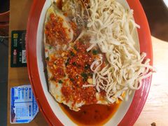 -湘当有饭剁椒鱼头(昆山招商花园城店)