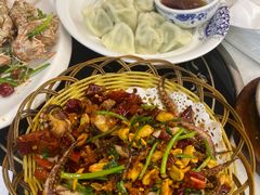 -老东镇啤酒屋海鲜加工·蒸汽海鲜·海鲜烧烤(台东店)