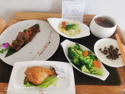 -贝美月子中心(半坡店)