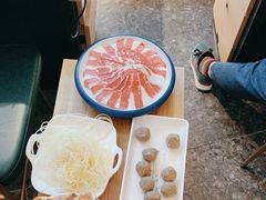 -三人行骨头王火锅(长寿店)