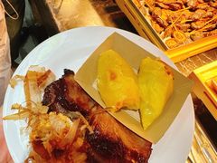 -金马门国际美食百汇(珞喻路店)