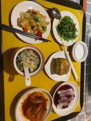 -月之旅·尊 高端月子会所(科馨别墅一店)