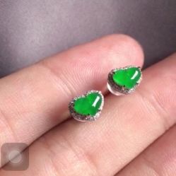 -北京七彩云南翡翠珠宝旗舰店(月坛店)