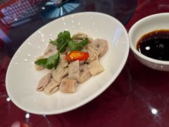 -侬佳蒸菜馆(听潮店)