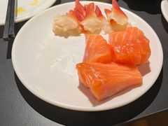 -钱小奴海鲜自助黑金店(杭州滨江龙湖店)