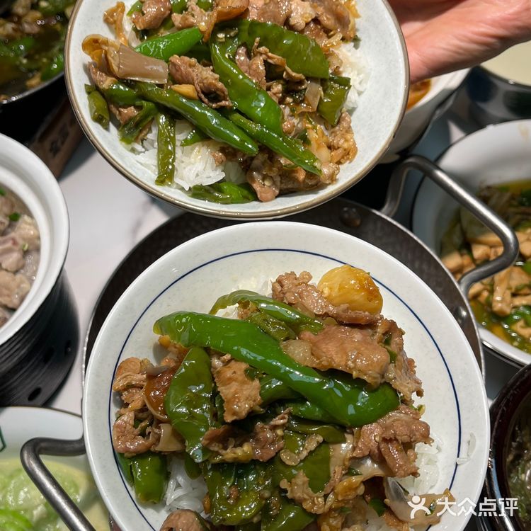 在上海❗❗❗谁还没吃过正宗的湘菜馆呀