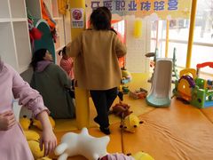 -极橙儿童齿科矫正中心(奥城店)
