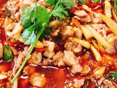 -兔行天下-鸿鹤鲜锅兔(中海国际店)