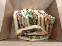 牛油果大虾三明治-HIB HUB公社(解放西路店)