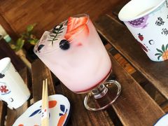 草莓可尔必思-馥家小馆(黔灵山公园店)