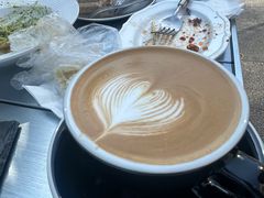 -三勾JJJ Burger&Coffee(梅溪湖店)