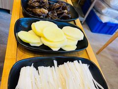 -蜀八婆鲍鱼鸡煲虾(宝安坪洲店)