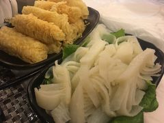 -鲜入围煮花胶鸡海鲜火锅