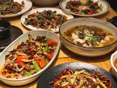 -十三式重庆江湖菜(金茂览秀城店)