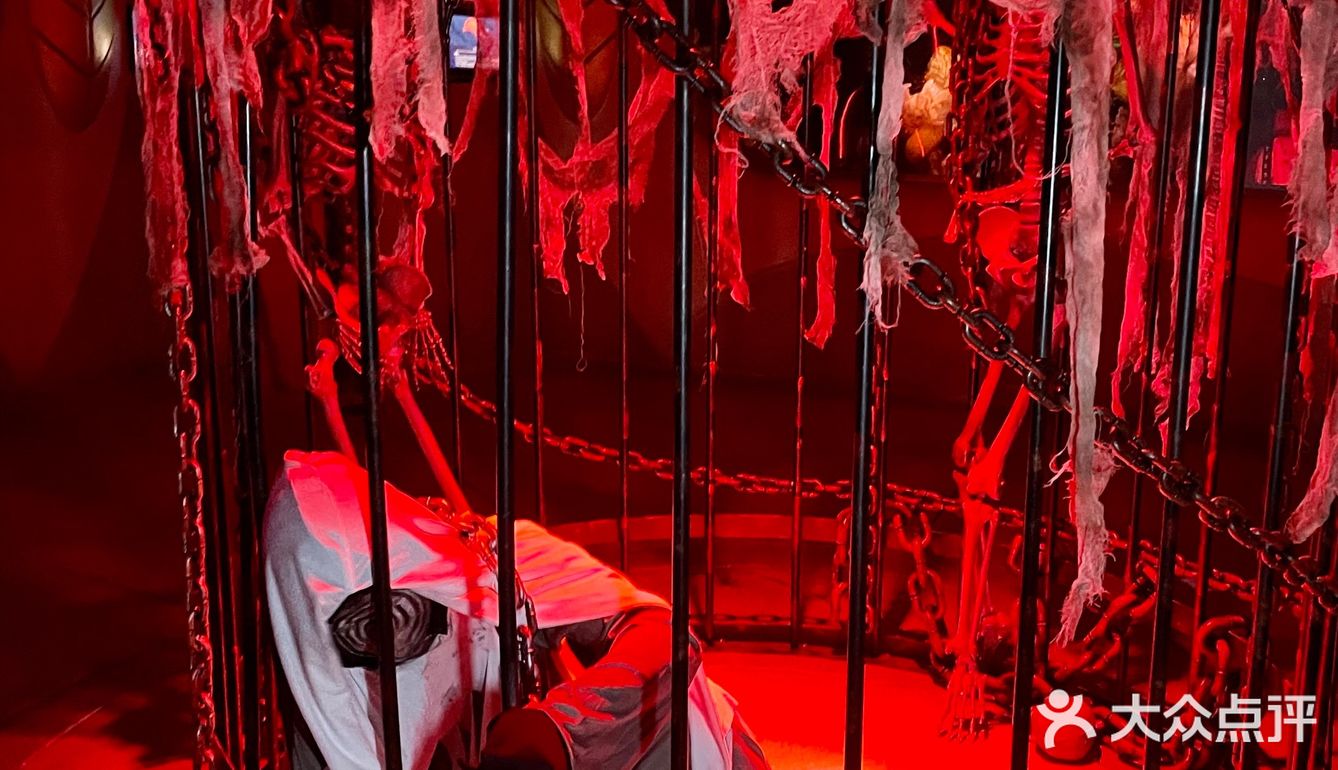 三亚沉浸式体验万圣节🎃失落的空间水族馆“深海尖叫夜