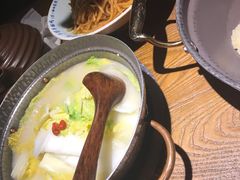-吃饭皇帝大土家民族菜(正大广场店)